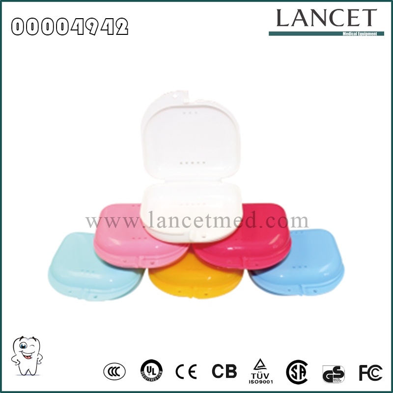 4942储牙盒 带孔牙盒